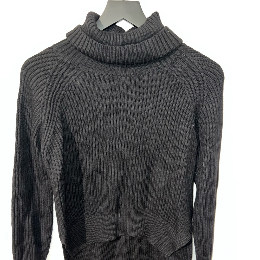 Wilfred Free | Aritzia Women’s High Low Turtleneck Sweater | Black | Size XXS - Picture 3 of 5